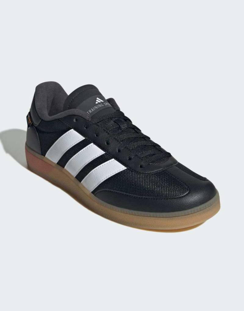 adidas Performance - Training spezial - Schuhe in Schwarz und Weiß von adidas performance