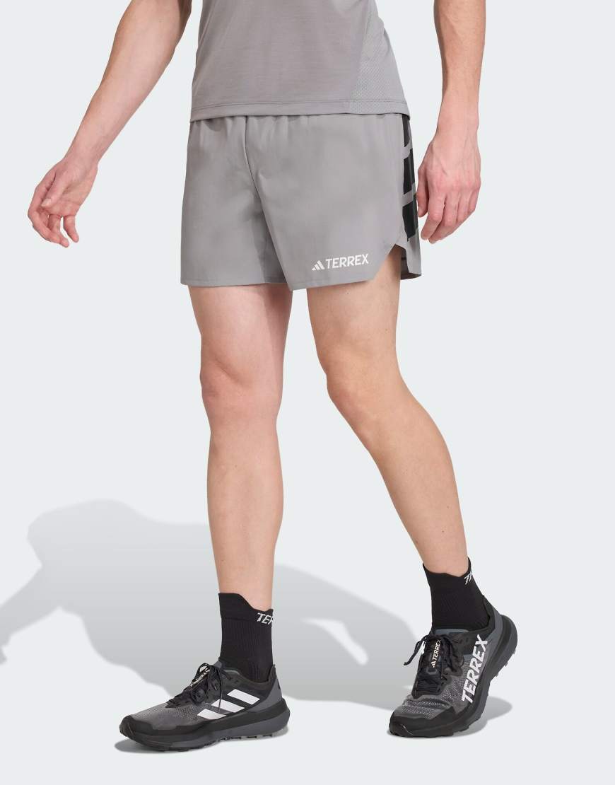 adidas Performance - Xperior - Shorts in Grey Three-Grau von adidas performance