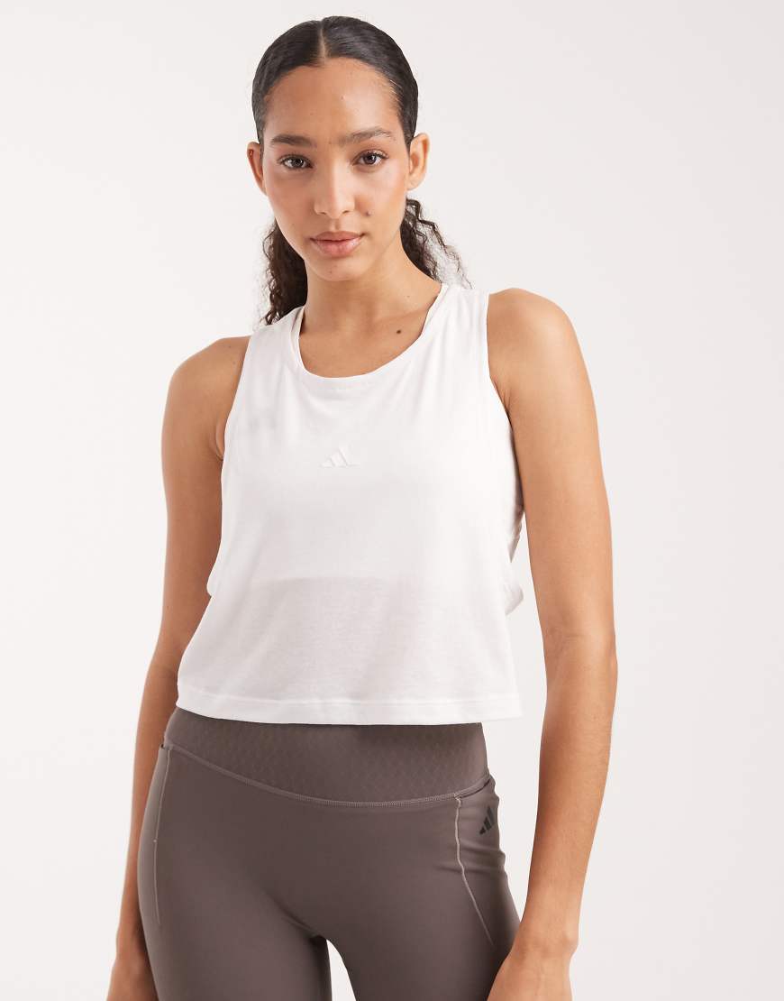 adidas Performance - Yoga Essentials - Cropped-Tanktop in Weiß von adidas performance