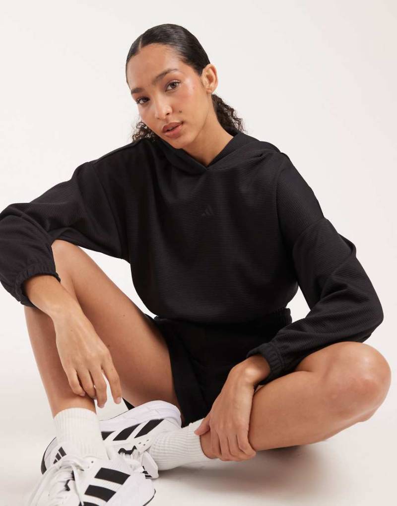 adidas Performance - Yoga - Oberteil in Schwarz von adidas performance