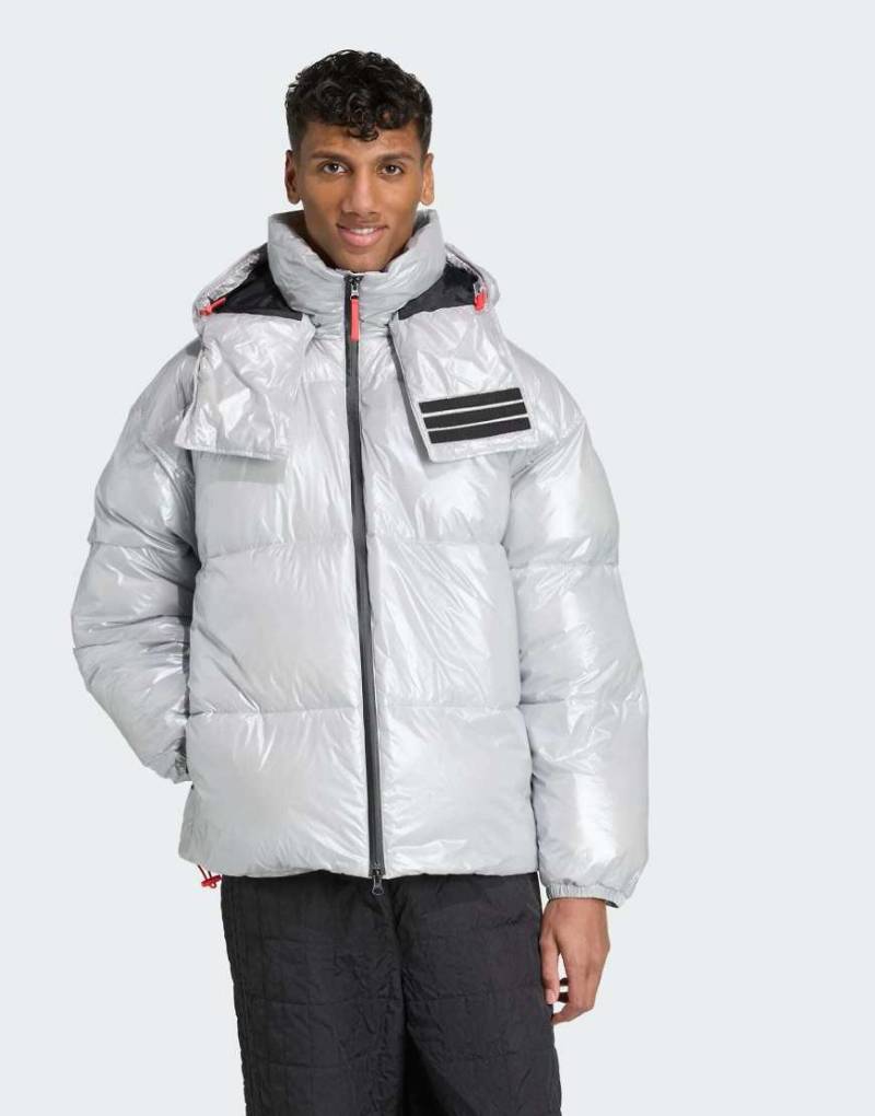 adidas Performance - adidas x moon boot - Wattierte Jacke in Matte Silver-Silber von adidas performance