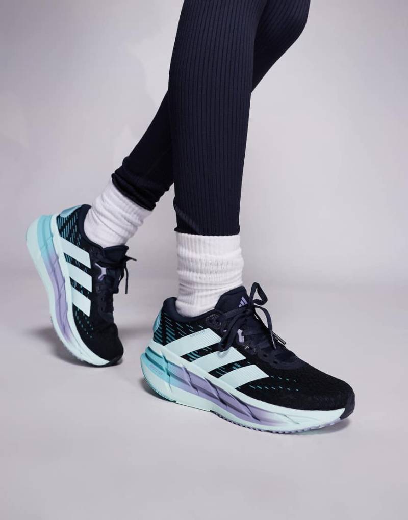 adidas Running - Adistar 4 - Sneaker in Marineblau und Blau von adidas performance
