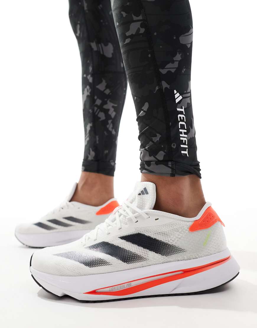 adidas Running - Adizero SL2 - Sneaker in Weiß und Orange von adidas performance