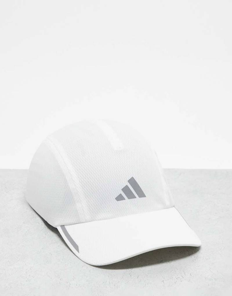 adidas - Running - Aeroready - Netzstoff-Kappe in Weiß mit vier Bahnen von adidas performance