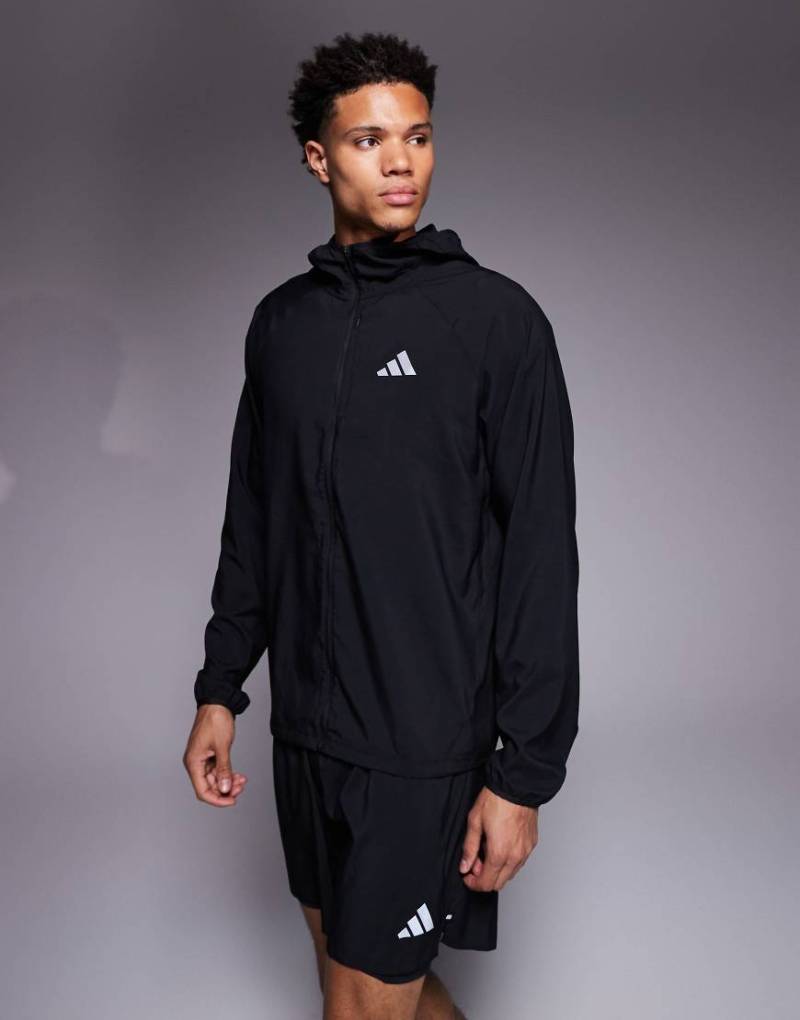 adidas Running - Essentials - Jacke in Schwarz mit Kapuze von adidas performance