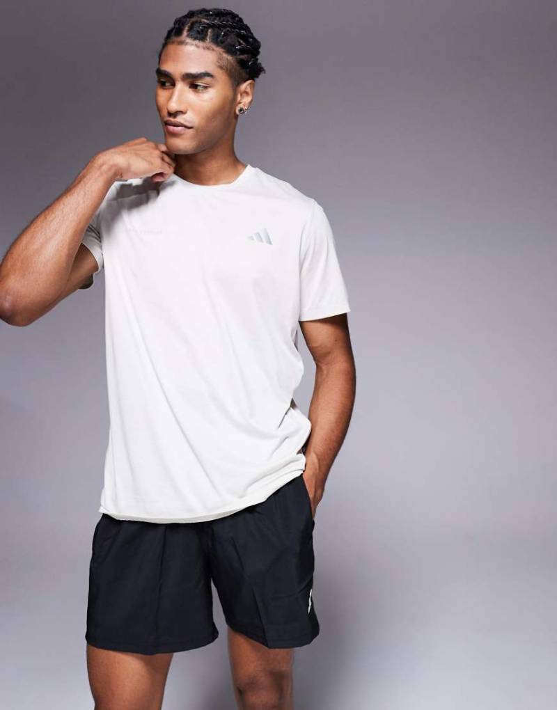 adidas Running - Own The Run - Lauf-T-Shirt in Grau adidas Running - Own The Run - Lauf-T-Shirt in Grau von adidas performance