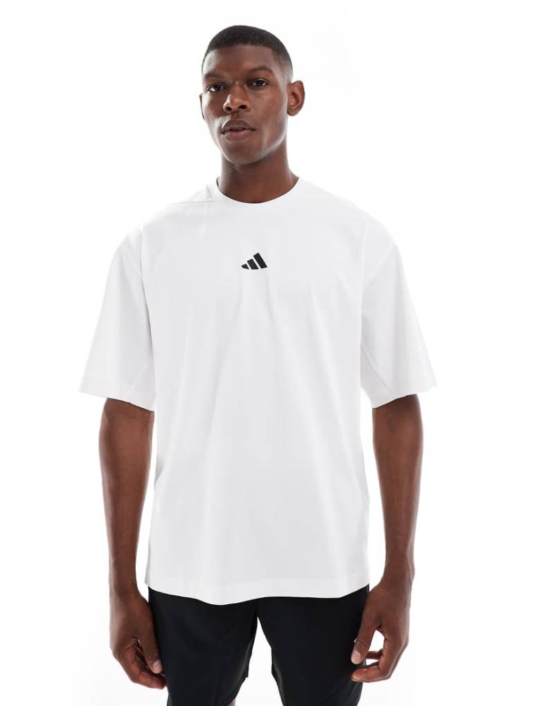 adidas Training - Power - Oversize-T-Shirt in Weiß von adidas performance