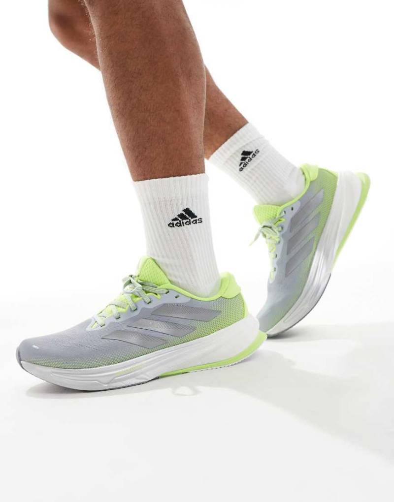 adidas Running - Supernova Rise 2 - Laufschuhe in Halo Silver / Silver Metallic-Silber von adidas performance