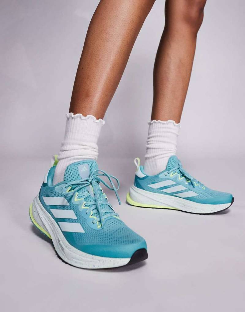 adidas Running - Supernova Rise ATR - Sneaker in Blaugrün und Gelb von adidas performance