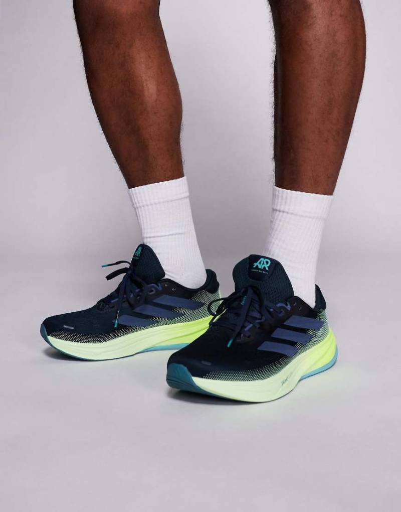 adidas Running - Supernova Rise ATR - Sneaker in Marineblau und Gelb adidas Running - Supernova Rise ATR - Sneaker in Marineblau und Gelb von adidas performance