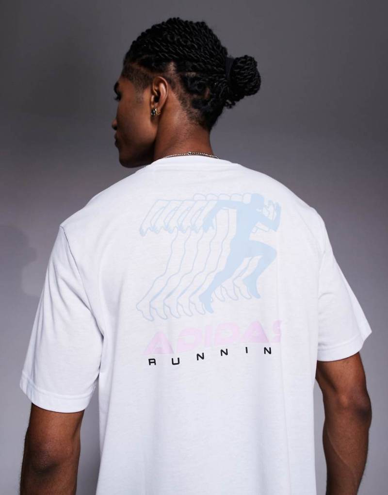 adidas Running - T-Shirt in Weiß mit Retro-Rückenprint von adidas performance