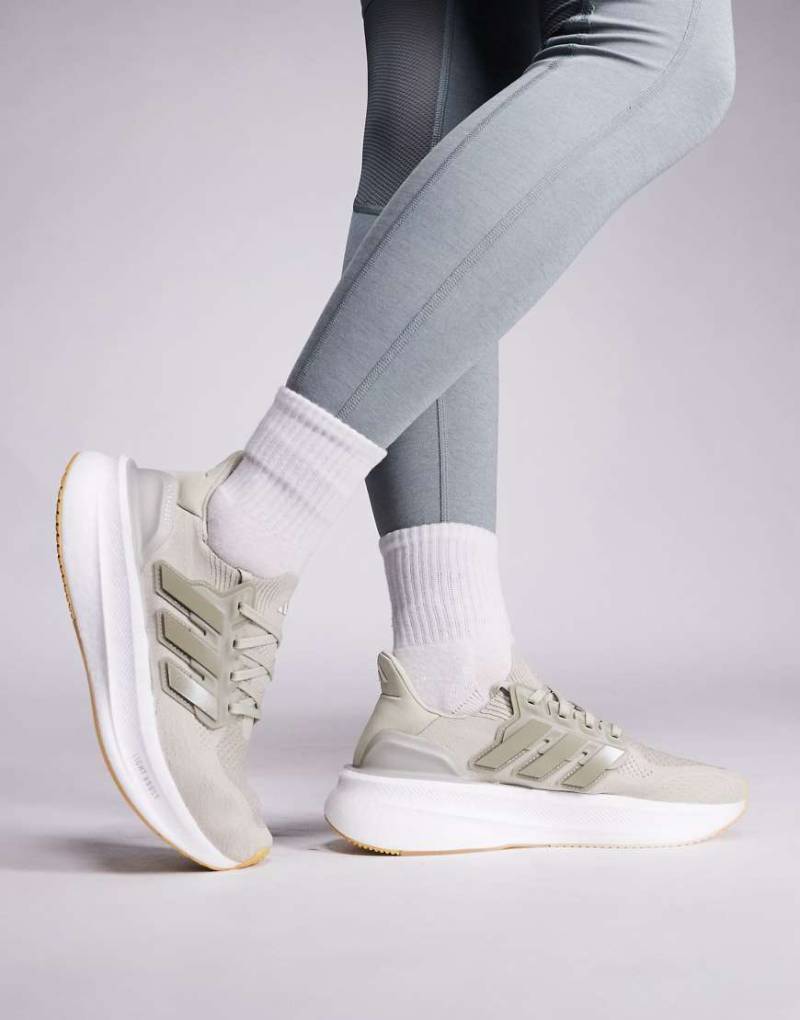 adidas Running - Ultraboost 5 - Laufschuhe in Grau und Beige von adidas performance