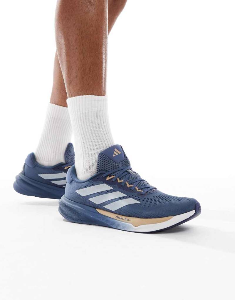 adidas Runnng - Supernova Stride 2 - Sneaker in Preloved Ink / Cloud White-Blau von adidas performance