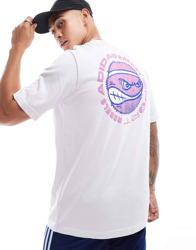 adidas Tennis - T-Shirt in Grau mit „Racket"-Grafikprint adidas Tennis - T-Shirt in Grau mit „Racket"-Grafikprint von adidas performance