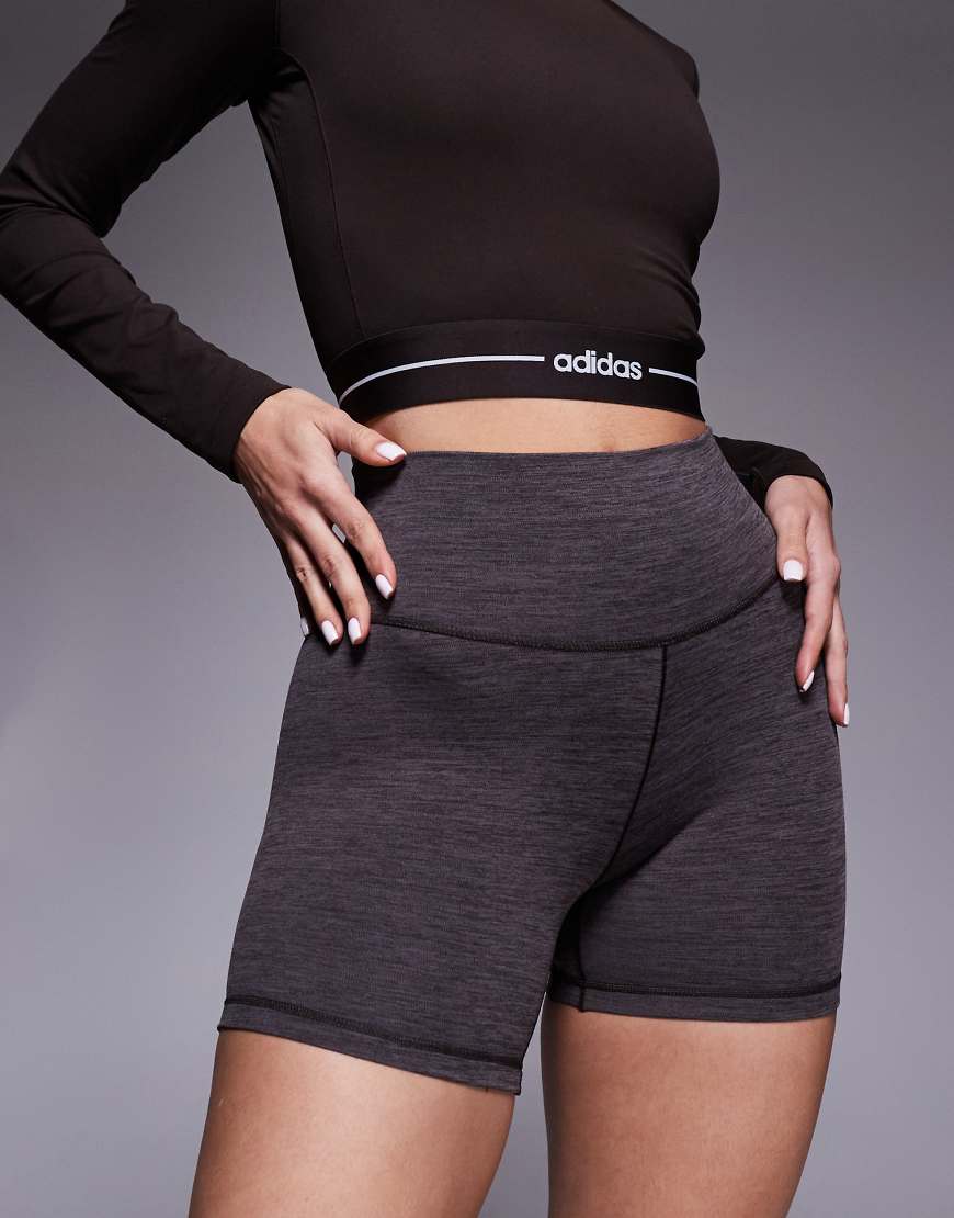 adidas Training - All Me - Leggings-Shorts in Kaffeebraun, 5 Zoll Schrittlänge-Brown von adidas performance
