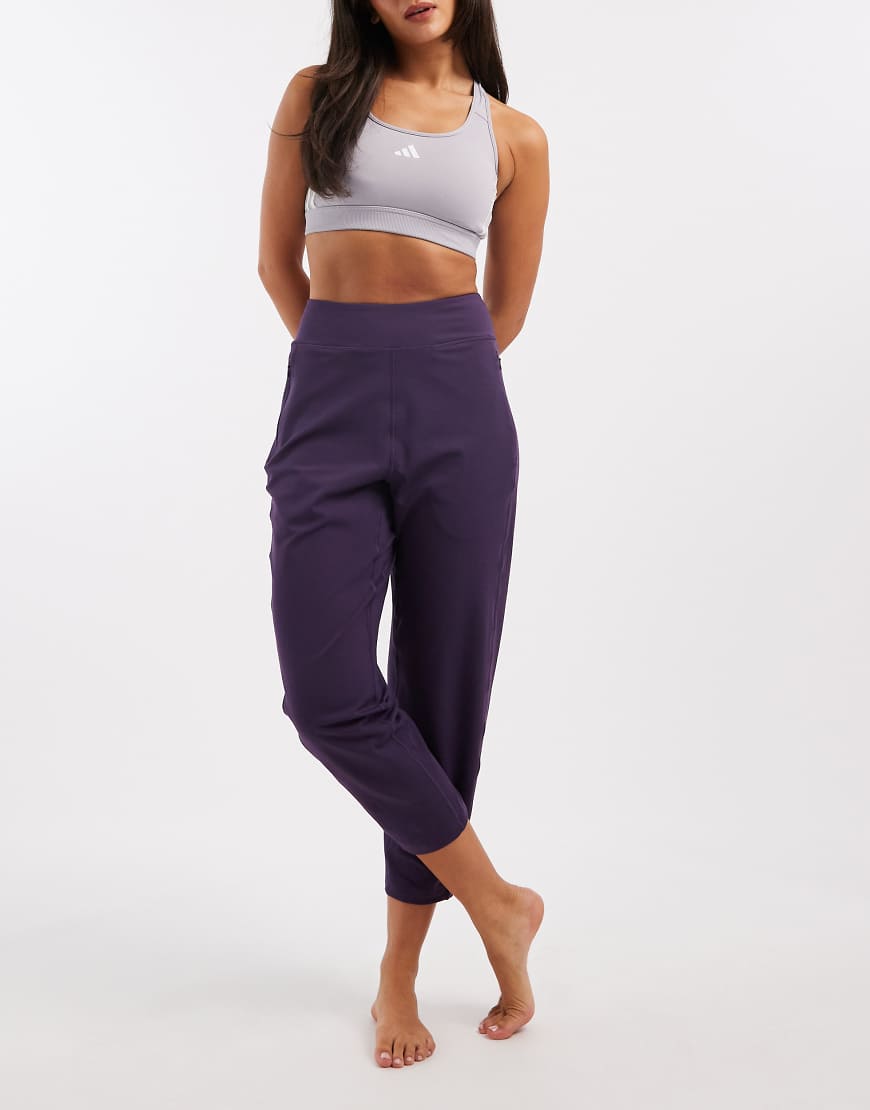 adidas Training - All Me - Yoga-Hose in der Farbe Aurora Plum-Lila adidas Training - All Me - Yoga-Hose in der Farbe Aurora Plum-Lila von adidas performance