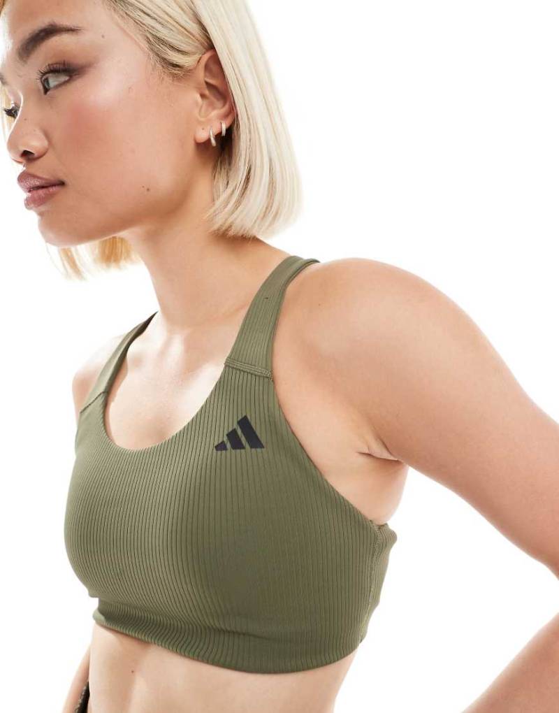adidas Training - D4T - Gerippter Sport-BH in Olivgrün mit mittlerer Stützfunktion von adidas performance