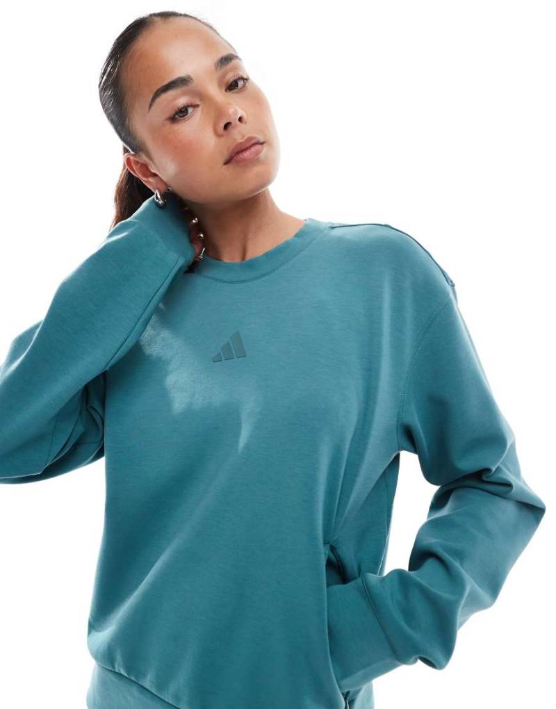 adidas Training- D4T Warm-up - Sweatshirt in Preloved Teal mit Rundhalsausschnitt-Blau von adidas performance