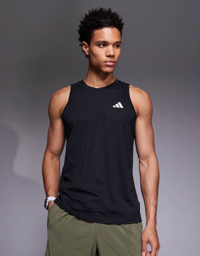 adidas Training - Essential - Trägertop in Schwarz mit Logo von adidas performance