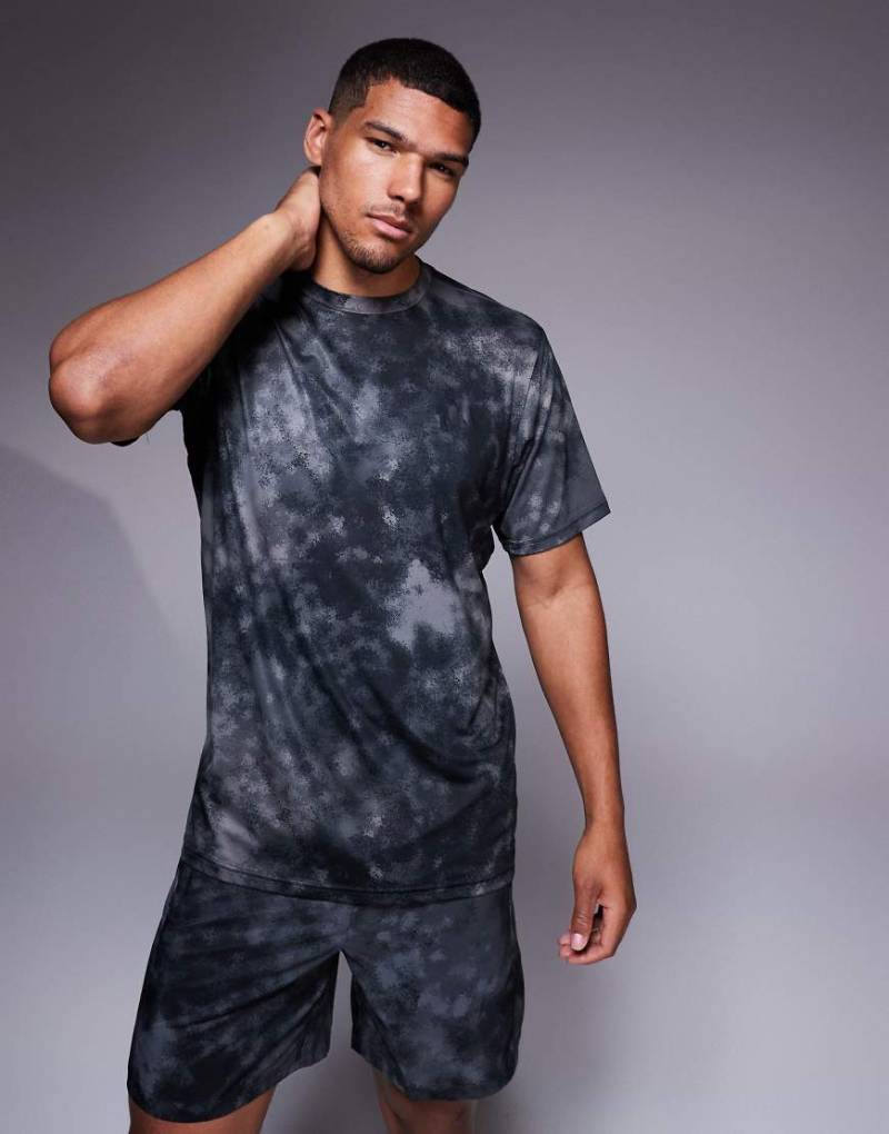 adidas Training - Essentials - Schwarz und Grau gemustertes T-Shirt von adidas performance