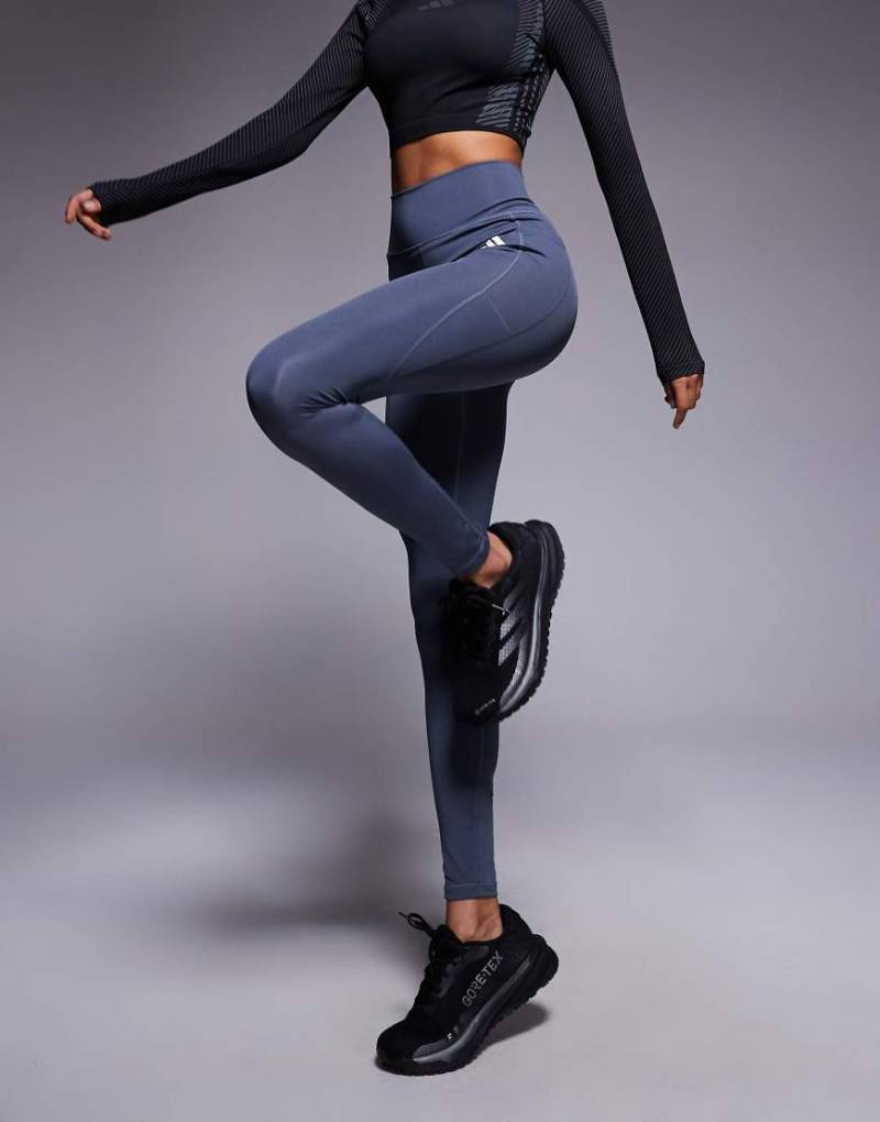 adidas Training - Optime Essentials - Lange Leggings in Dunkelgrün-Grau von adidas performance