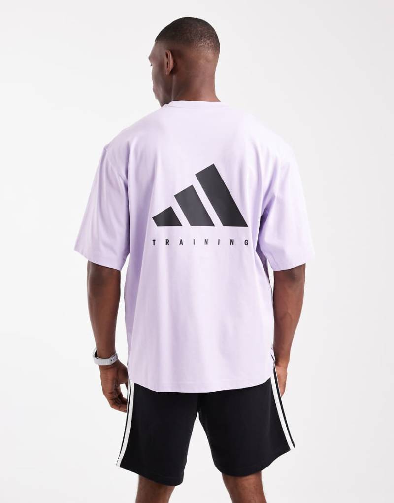 adidas Training - Power - Oversize-T-Shirt in Powder Plum-Lila von adidas performance