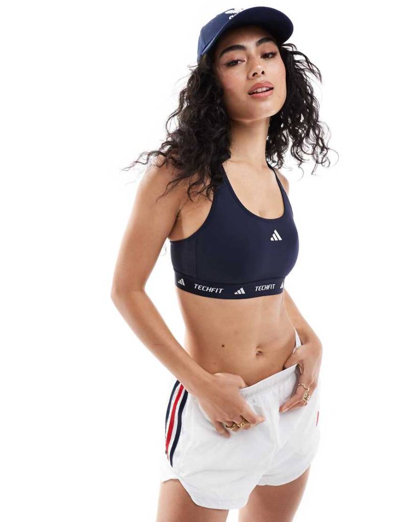 adidas Training - Techfit - Sport-BH in Blau mit mittlerer Stützfunktion von adidas performance