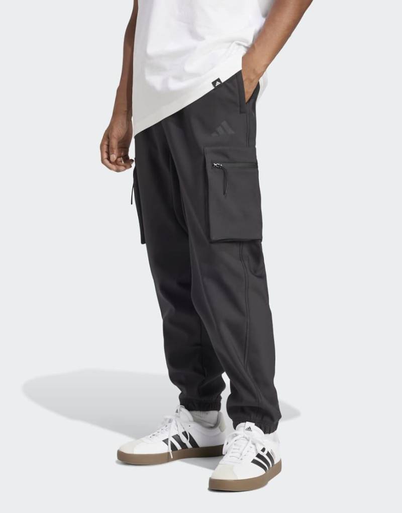 adidas performance - City Escape - Hochwertige Cargohose in Schwarz von adidas performance