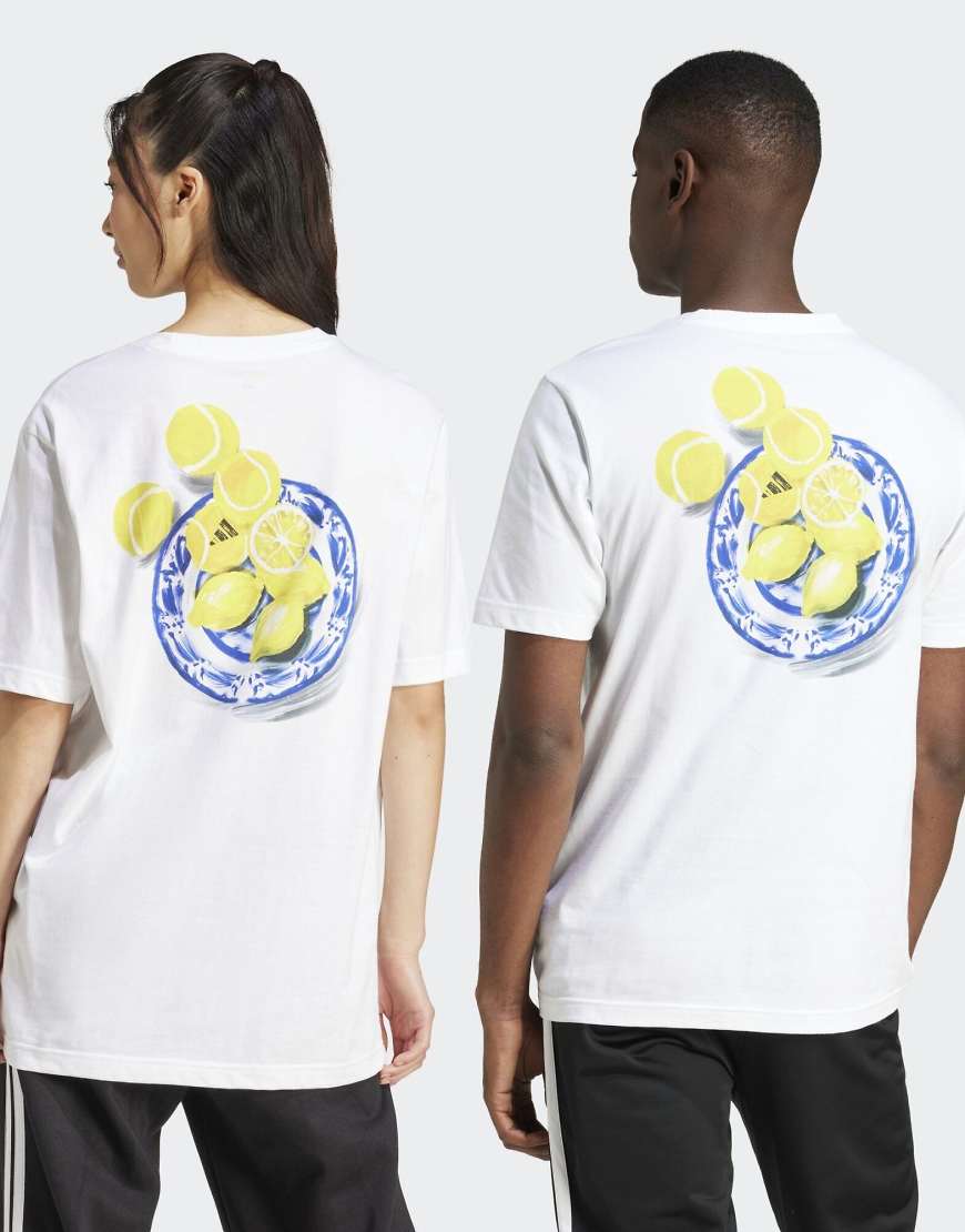 adidas performance - Lounge - T-Shirt in Weiß mit Stillleben-Zitronen-Print von adidas performance