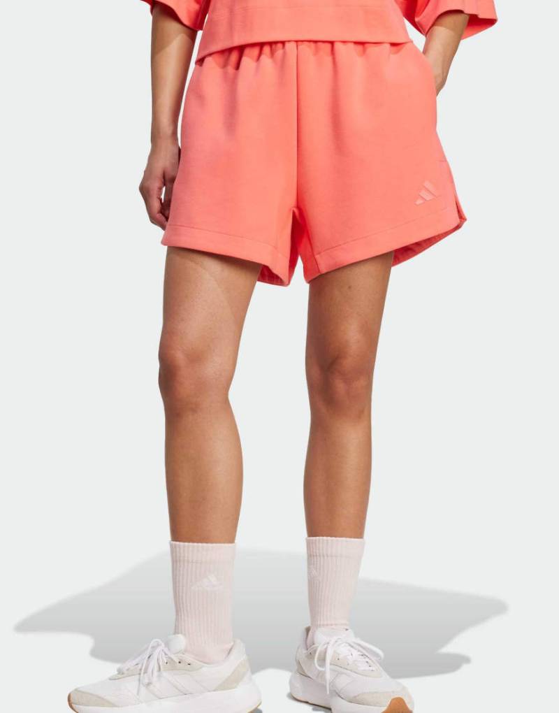 adidas performance - Soft Lux - Loose-Fit-Shorts in Semi Turbo-Rot adidas performance - Soft Lux - Loose-Fit-Shorts in Semi Turbo-Rot von adidas performance