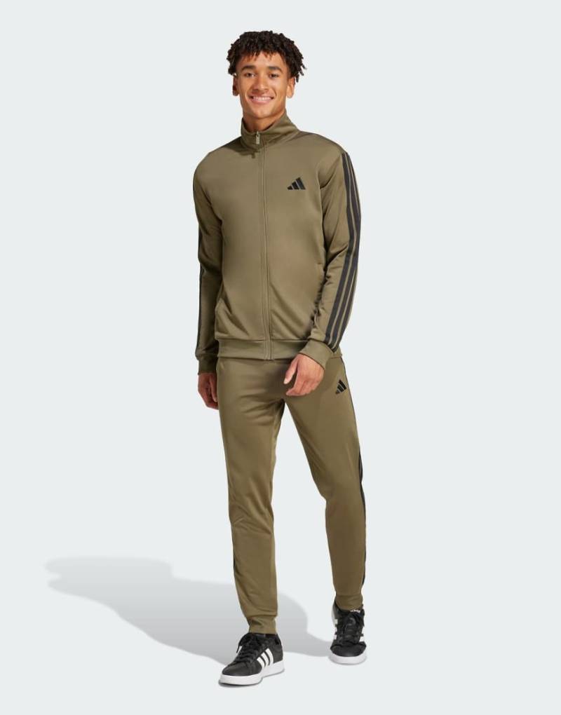 adidas performance - Sportswear - Basic-Trainingsanzug aus Trikot-Stoff in Olive Strata mit den drei Streifen-Grün von adidas performance