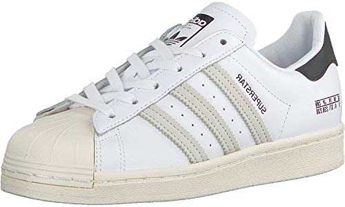 Superstar von adidas