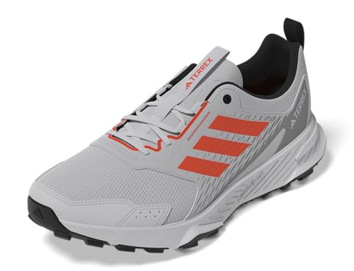 adidas Herren Terrex Tracefinder Trail Running Sneaker, Dash Grey/Semi Impact Orange/Solid Grey, 42 2/3 EU von adidas