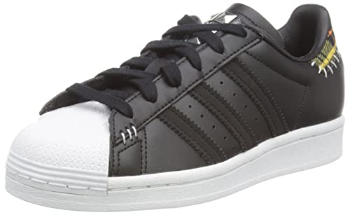 adidas Superstar Sneaker, Core Black/Core Black/Team Collegiate Gold, 35.5 EU von adidas