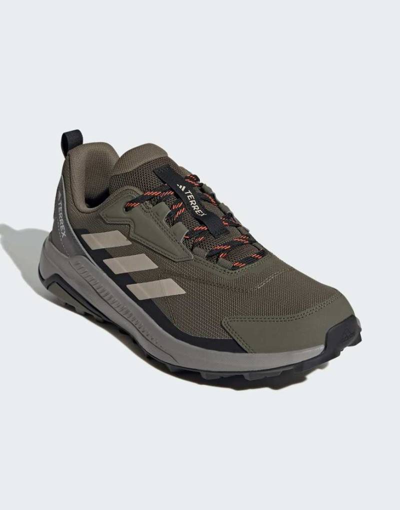 adidas Terrex - Anylander - Wanderschuhe in Grün und Beige von adidas