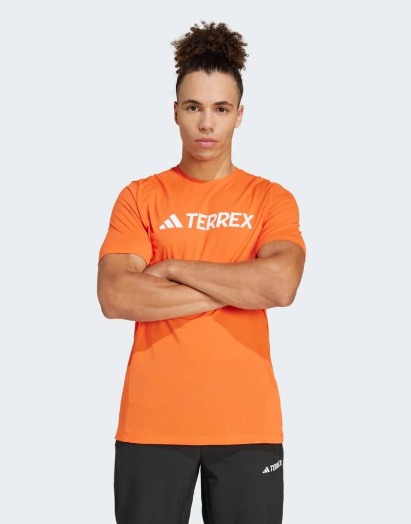 adidas - Terrex Multi Climacool - Funktions-T-Shirt in Semi Impact Orange mit Logo adidas - Terrex Multi Climacool - Funktions-T-Shirt in Semi Impact Orange mit Logo von adidas