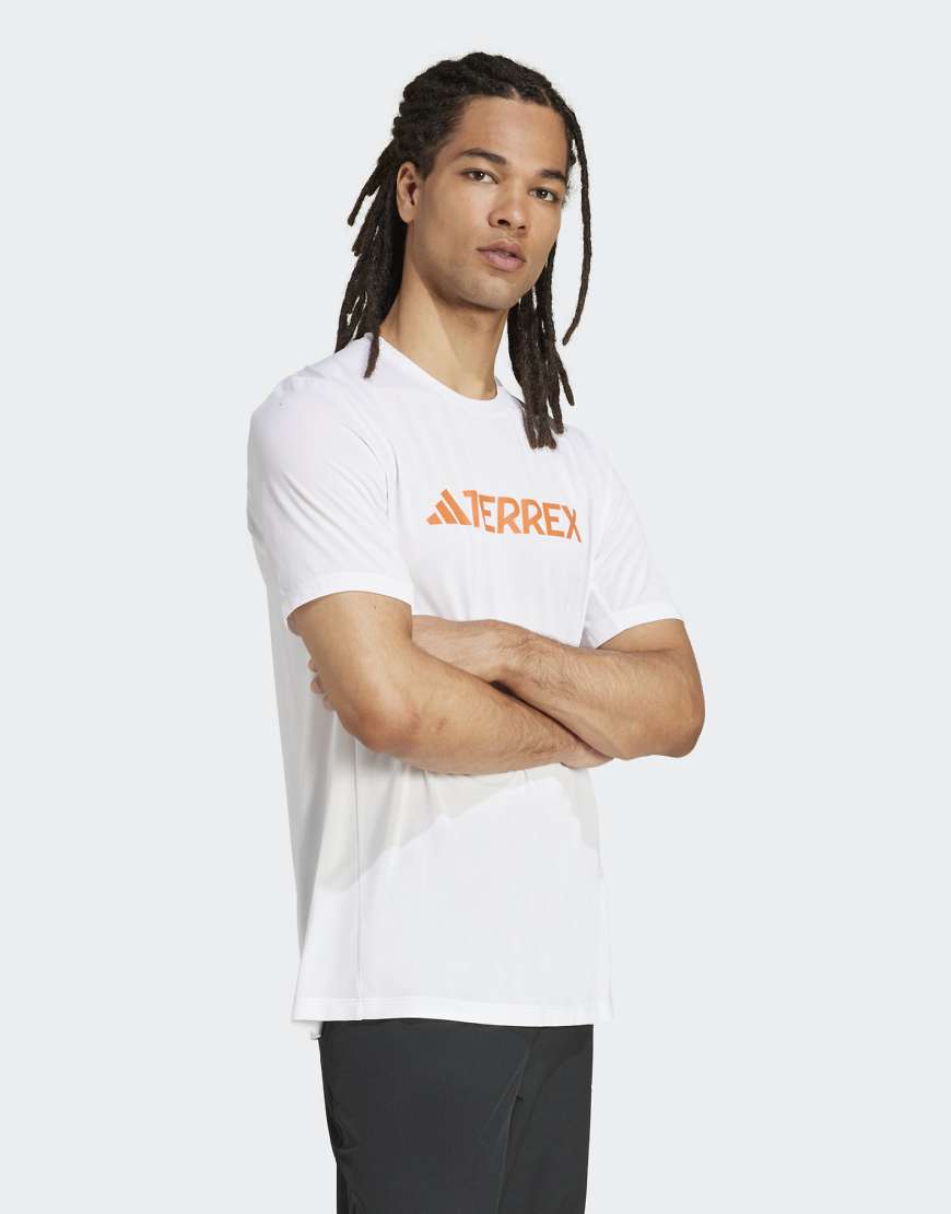 adidas - Terrex Multi Climacool - Funktions-T-Shirt in Weiß mit Logo von adidas