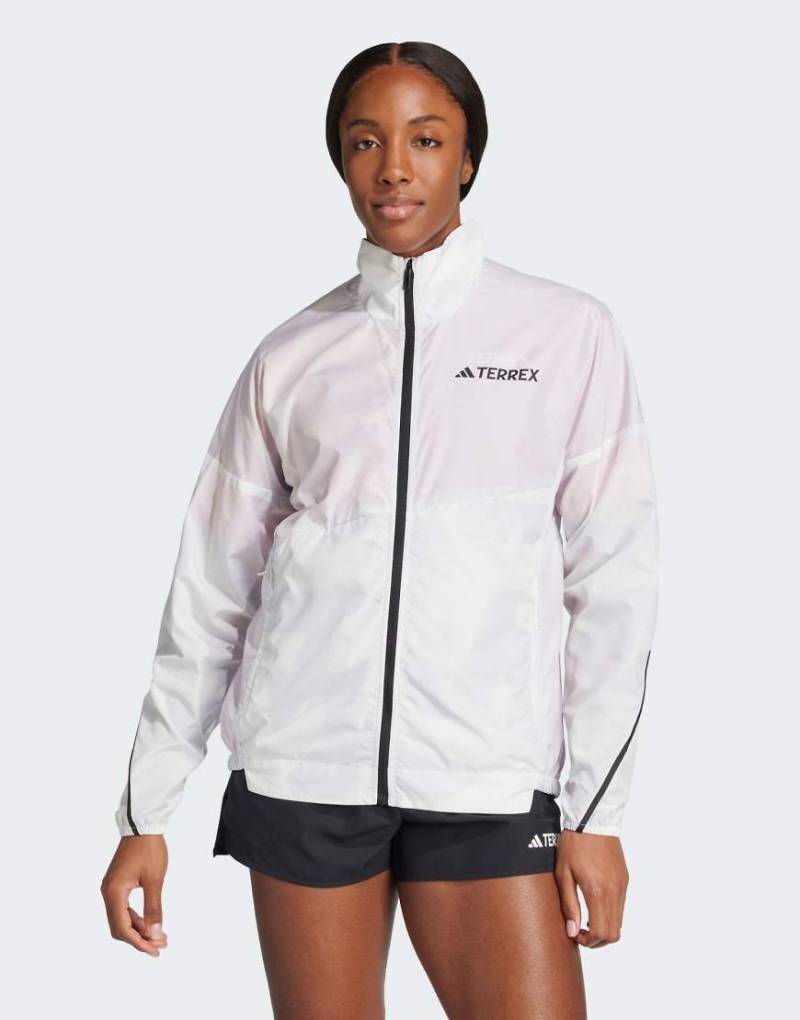 adidas Terrex - Multi - Gemusterte Windjacke in Dash Grey und Weiß-Grau von adidas