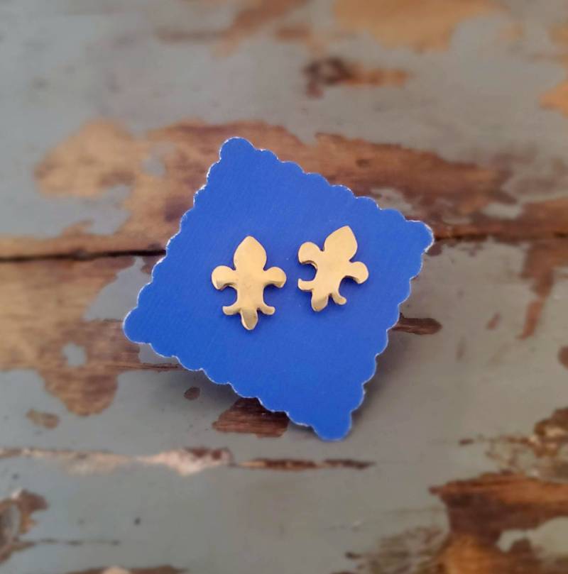 Fleur De Lis Ohrstecker Fleur De Lis Ohrstecker von adornandconquer