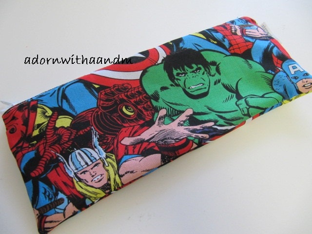 Comic-Helden Mit Reißverschluss Bleistift Tasche, Fall Comic-Helden Mit Reißverschluss Bleistift Tasche, Fall von adornwithaandm