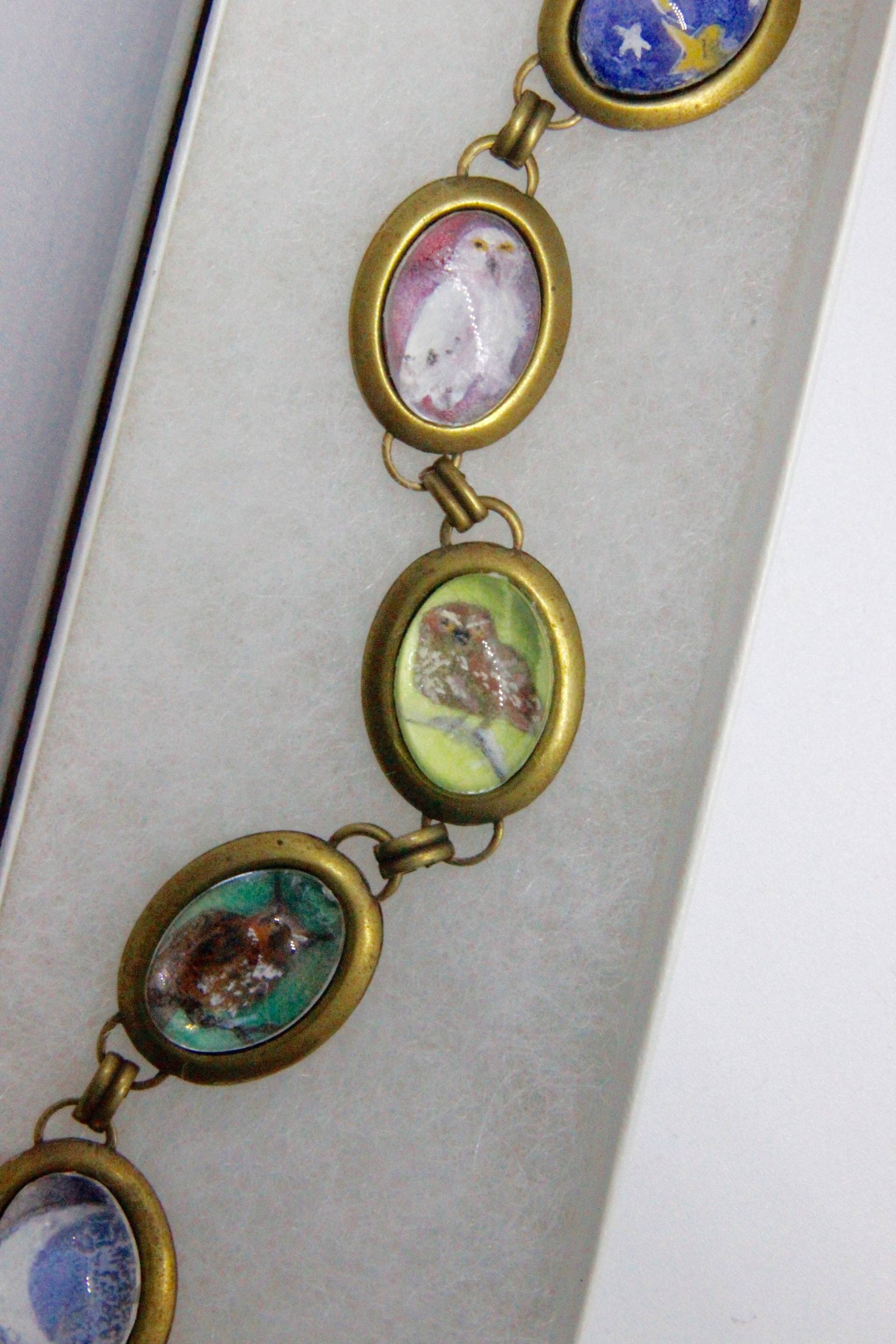 Handbemalte Eulen Armband Original Miniatur Aquarell Gemälde Verschneit Ensached Pygmy Mond Sterne Handbemalte Eulen Armband Original Miniatur Aquarell Gemälde Verschneit Ensached Pygmy Mond Sterne von adoublegrace