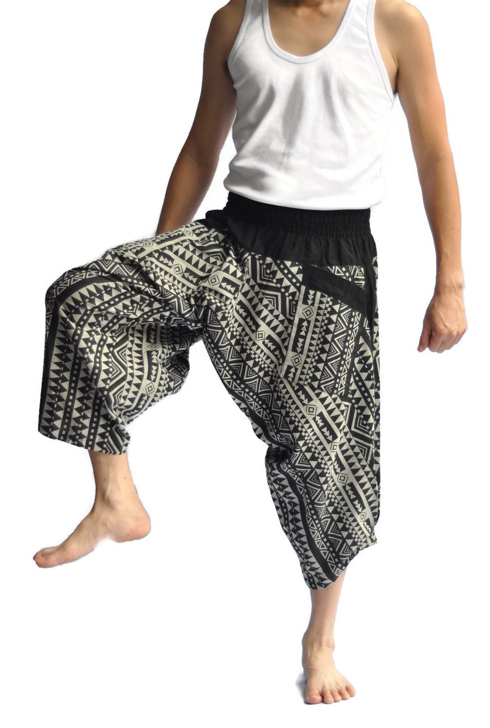 Haremshose Samurai Hose Herrenmode Yogahose Lässige Baumwolle Böden Schwarze Dreieck Design Yogahosen Männer Baggy Pants von ahappypants