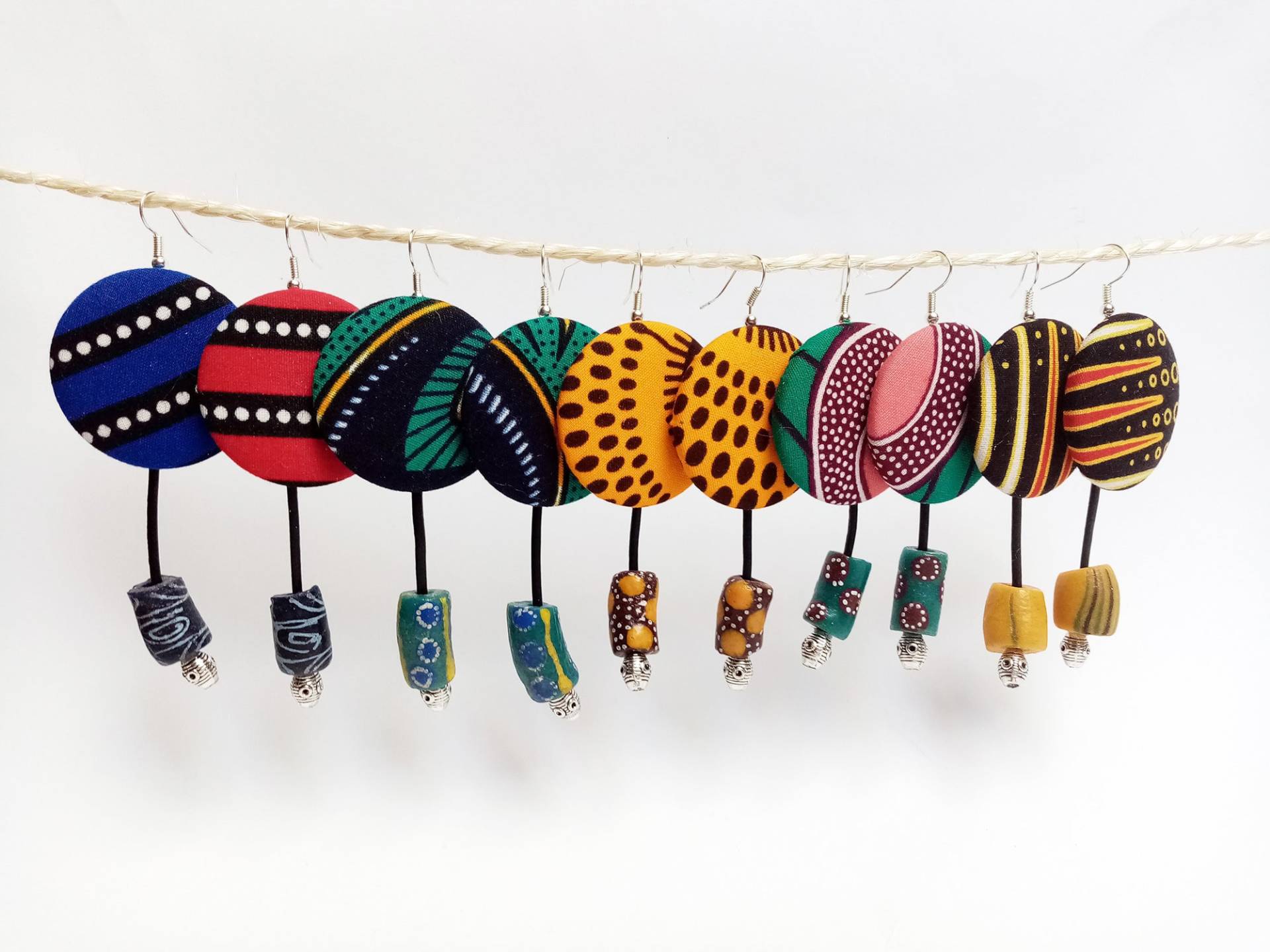 Bo-Wachs Und Glasperlen. Modell Zur Auswahl von ahomeBoutsDeMotifs