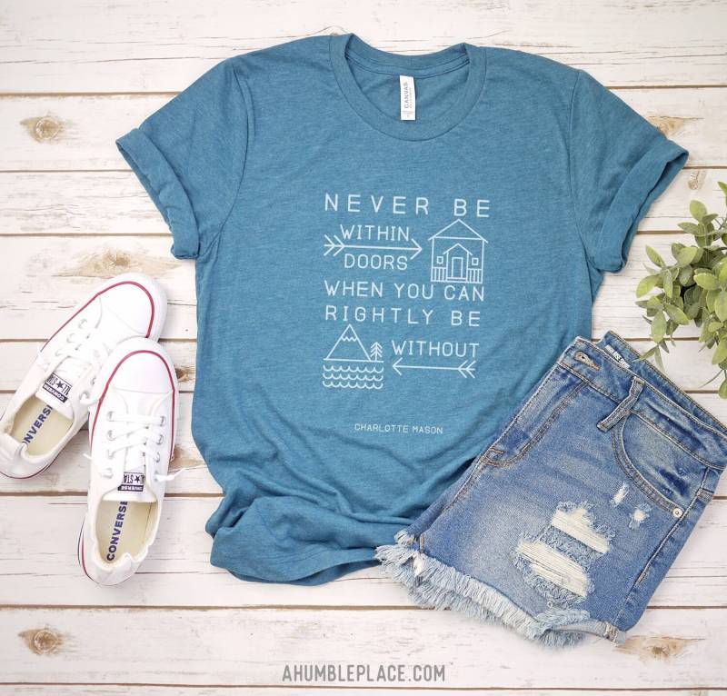 Charlotte Mason "Never Be Within Doors..." Unisex Kurzarm Jersey T-Shirt Charlotte Mason "Never Be Within Doors..." Unisex Kurzarm Jersey T-Shirt von ahumbleplace