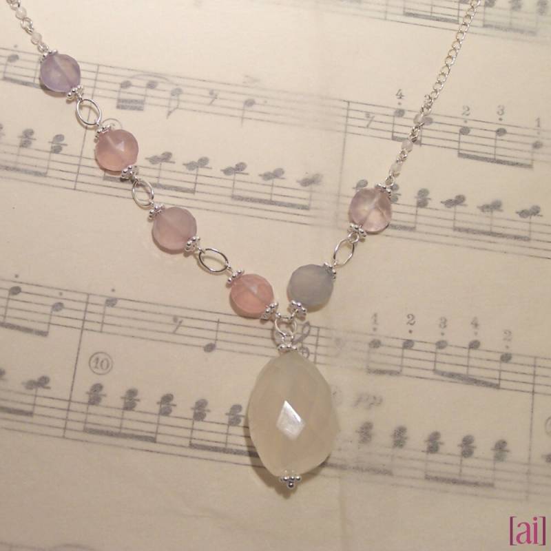 Charlotte - Rosenquarz-Collier Mit Chalcedon Charlotte - Rosenquarz-Collier Mit Chalcedon von aileen