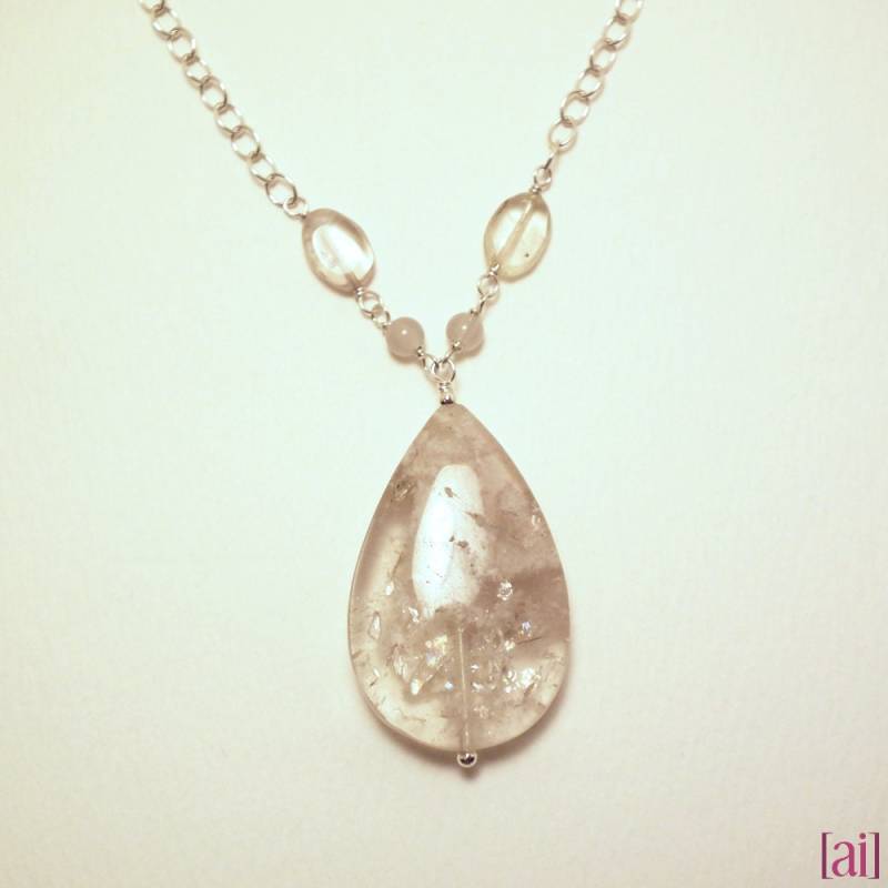 Ileana - Crystal Quarz Und Grauem Mondstein Halskette Ileana - Crystal Quarz Und Grauem Mondstein Halskette von aileen