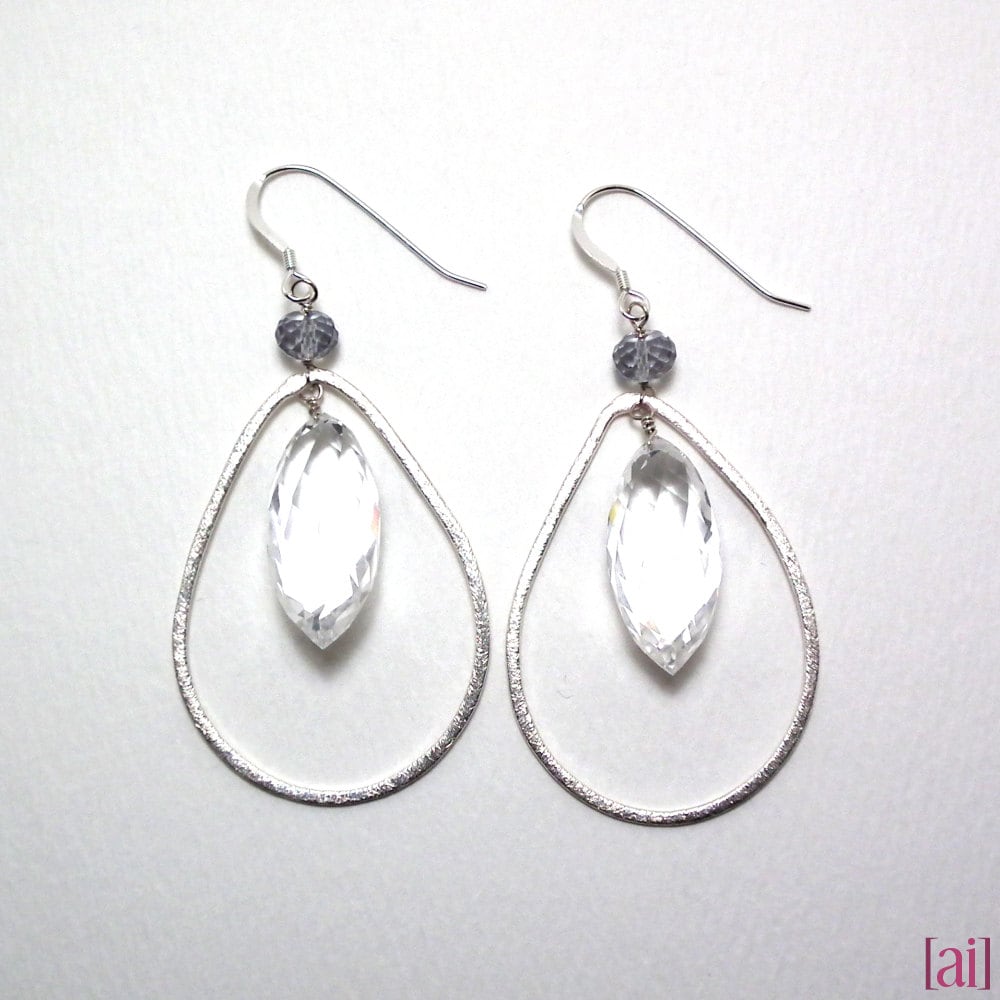 Linnea - Crystal Quarz Und Grauem Topas Ohrringe Linnea - Crystal Quarz Und Grauem Topas Ohrringe von aileen