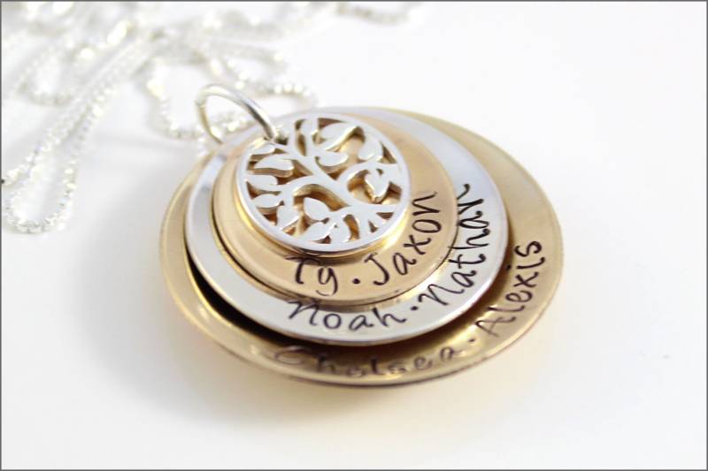 Personalisierte Gold & Sterling Silber Name Halskette - Baum Des Lebens Charme von akaoriginals