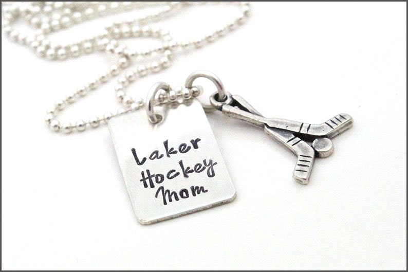Personalisierte Sterling Silber Hockey Mom Halskette Personalisierter Sportschmuck von akaoriginals