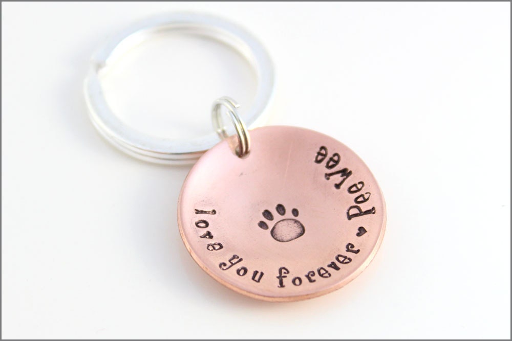 Personalisierter Haustier Erinnerung Schlüsselanhänger Kupfer Pfoten Abdruck von akaoriginals